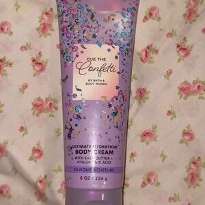 Bath & Body Works Lavender Confetti Ultimate Hydration Body Cream